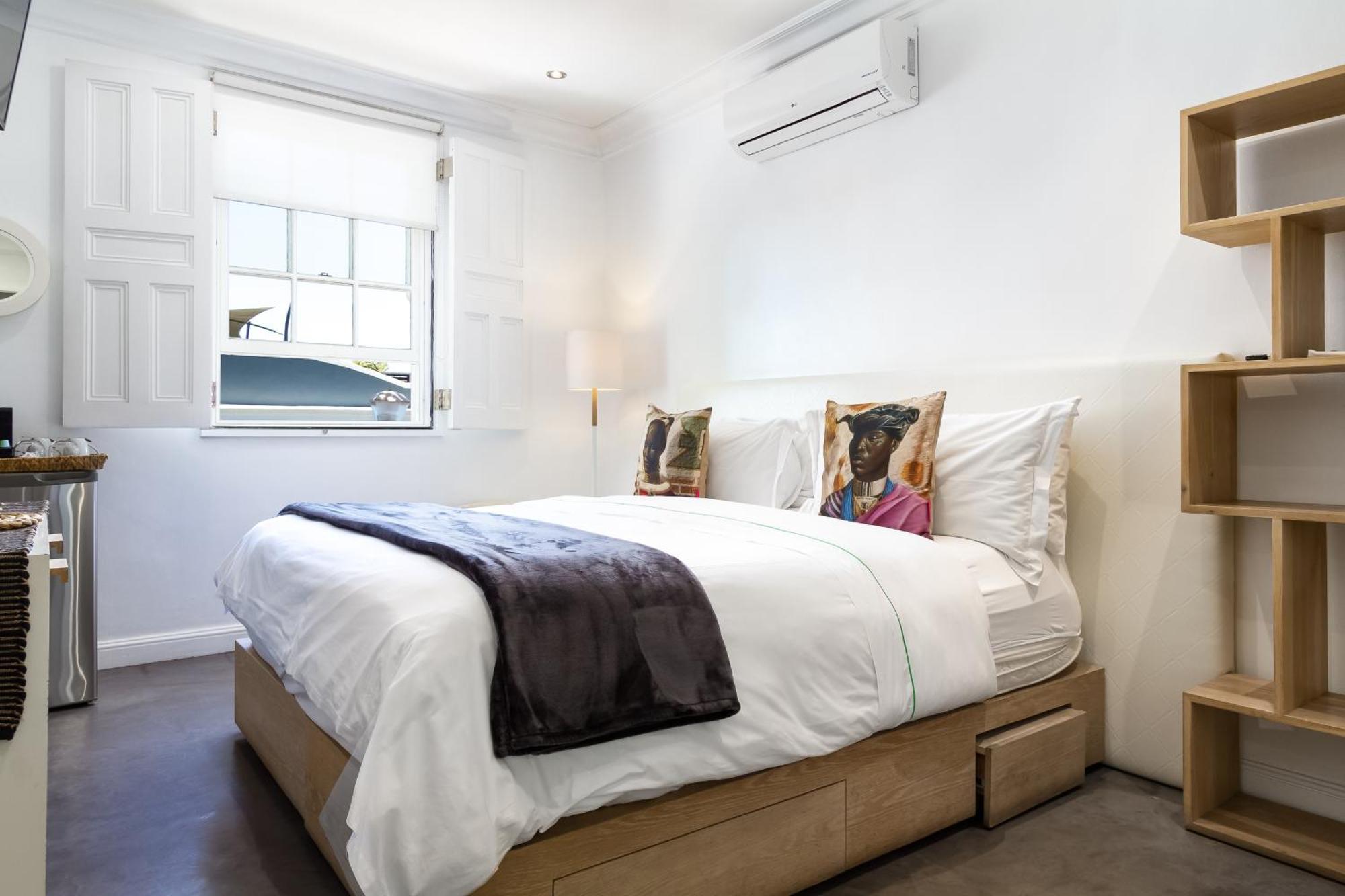 Cape Finest Guest House Located In De Waterkant Cape Town Bilik gambar